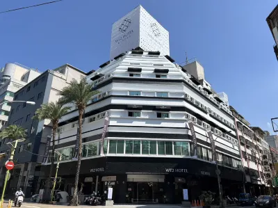 We2 hotel Hotel dekat National Taichung Theater