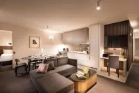 Majestic M Suites Hotels near Adelaide Oval