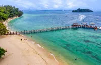 Sutera Sanctuary Lodges At Manukan Island Hotel dekat Mamutik Island