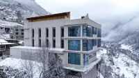 Siguniangshan Xingshan Yueying B&B Hotels in 