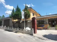 Tanchang Banshanqiu Homestay Ξενοδοχεία στην πόλη Tanchang