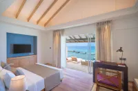 Ellaidhoo Maldives by Cinnamon Hotel di Kandholhudhoo