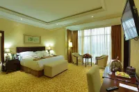 Capital Hotel and Spa Hotel dekat Asni Gallery