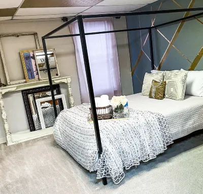 Artistic and Creative Vibe with Indoor Swing 2 Blocks to Downtown & near SEMO Hoteles cerca de Southeast Missouri State University River Campus