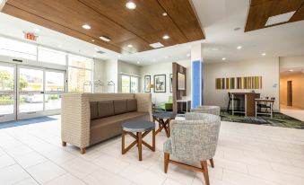 Holiday Inn Express & Suites San Jose – Silicon Valley