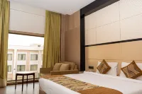 Tivoli Grand Resort Hotele w: North Delhi
