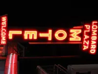 Lombard Plaza Motel