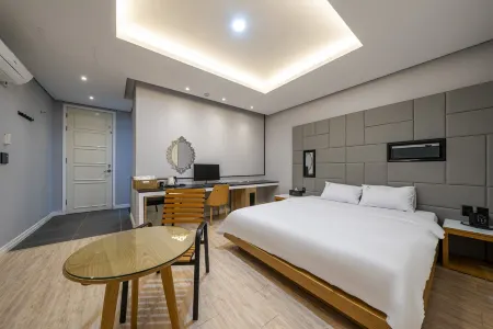 Jeongeup Labe Hotel