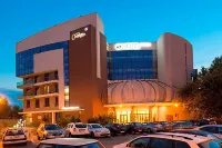 Hotel on Plonge Junior Отели рядом с достопримечательностью «Kudos Beach»
