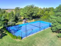 Resort living in Edmond with pool & tennis court! Ξενοδοχεία κοντά στο αξιοθέατο University of Central Oklahoma