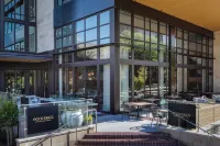 Marriott Dallas Uptown Hotel berhampiran The Bomb Factory