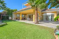 Villa Marina Hotels in Marbella