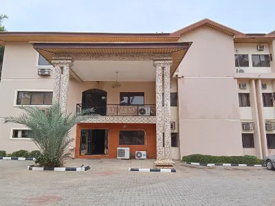 Dreamland Suites Hotels in Jabi