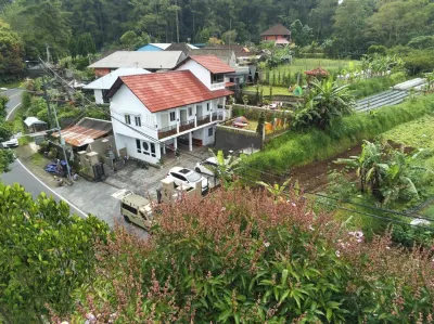 Ayudia Camp Hotel dekat Tepi danau beratan