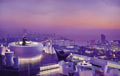 Four Seasons Hotel Mumbai Hotels near Chhatrapati Shivaji Maharaj Vastu Sangrahalaya