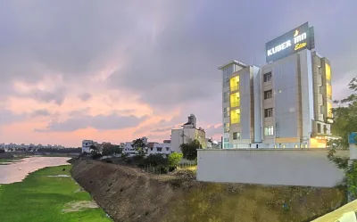 Kuber Inn Elite Hotels near Chennai Trade Centre - Nandambakkam