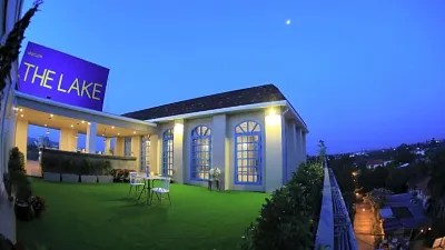 โรงแรมเดอะเลค โรงแรมในอุดรธานี