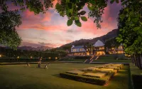 Leeu Estates