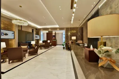 Bahrain Airport Hotel - Airside Hotels near Busaad Art Gallery