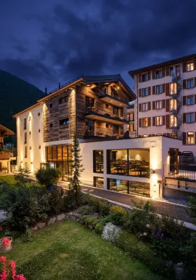 Hotel Tannenhof Hotels near Mountaineer's Cemetery