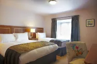 Clody Lodge فنادق في Knocknagundarragh