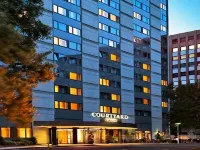 Courtyard by Marriott Düsseldorf Seestern