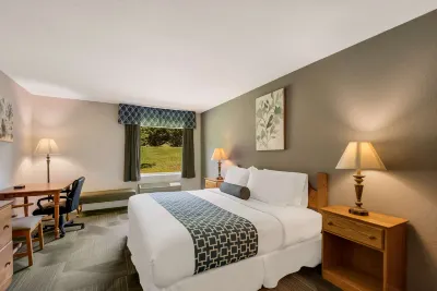 โรงแรมชัวร์สเตย์พลัส บายเบสท์เวสเทิร์น เบิร์กลีย์ สปริงส์ โรงแรมในBerkeley Springs