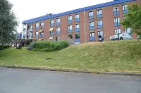 Storstua Omsorgs- og Konferansesenter Hotels near Ypsilon Bridge