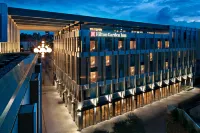 Hilton Garden Inn Vilnius City Centre Hotel berhampiran Gates of Dawn (Ausros Vartai)