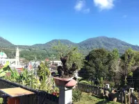 Ayudia Camp Hotel dekat Tepi danau beratan