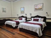 Hotel Santo Tomas / Historical Property Hotels in San Jose