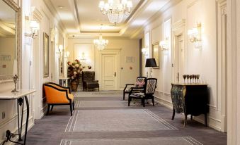 Sapphire City Hotel