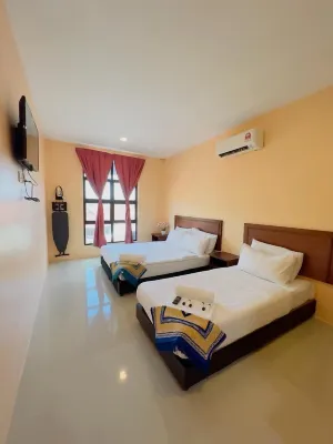 Noor Boutique Hotel Hôtels à proximité de : Patung Ketam Besar