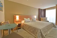 Hôtel le Rocher โรงแรมในคาลวี