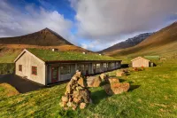 Gjaargardur Guesthouse Gjogv Hotels near Gøtusandur