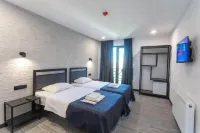 Hotel West Way Hotels near David Agmashenebeli Square