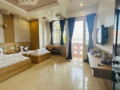 Phuc Hung Hotel 1 Các khách sạn gần Net Conan