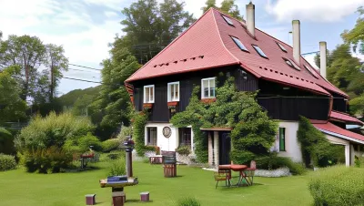 Pension Laura Hotels near Vyhlidka Velka Hurka