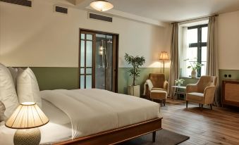 Hotel Sanders