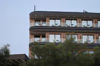 Lans Hotel Hotels near Lori Beach