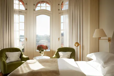 Hotel Diplomat Hotels near Rosendal Garden Party