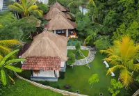Ubud Sari Health Resort Hotels near Ubud Palace