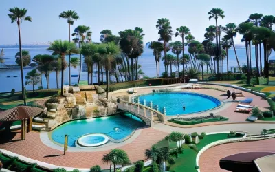 Taj Lands End Hotels near Mahakaleshwar temple