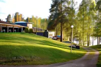 Hotelli Salpa Hotels near Savitaipale Church