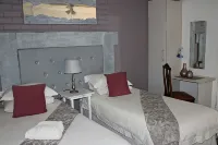 Ukarimu Guest House Hotels near Wolwespruit Nature Reserve