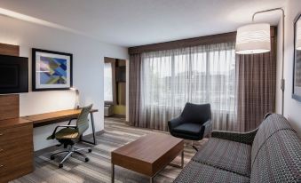 Holiday Inn Express & Suites Saskatoon Centre