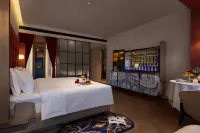 LIZZY • Ritz Hotel on Harbin Central Street Hotels near Media Technology & Art Department of Harbin Institute of Technology