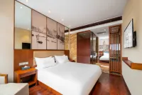 Rezen Murray Hotel (Shanghai Nanjing Road Pedestrian Street) Hoteles cerca de Mercedes-Benz Arena