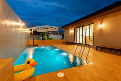 Neenlawat Riverside Hotels in Amphoe Phunphin
