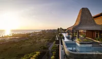 Holiday Inn Resort Bali Canggu Hotels in 
